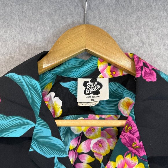 Hilo Hattie Black Pink Floral Hawaiian Button Front Shirt Size XL Vintage Aloha‎ - Picture 8 of 12